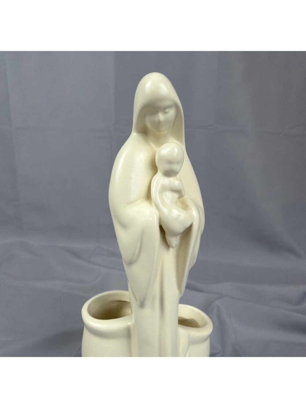 Vintage Haeger Pottery Madonna and Child Planter 11 Inch Model 3264 Ivory Color